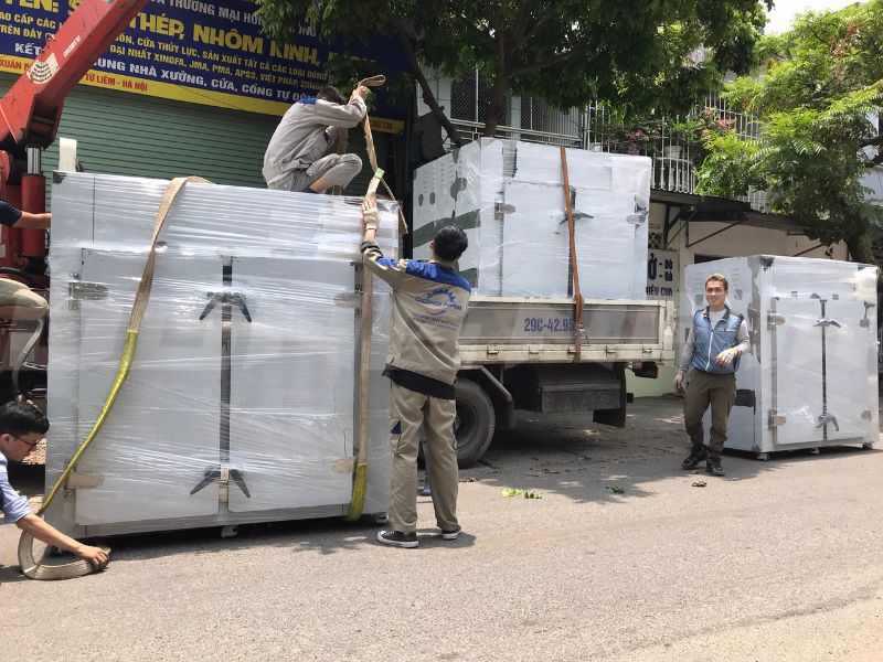 Đông Nam bàn giao máy sấy lạnh 120kg toàn quốc